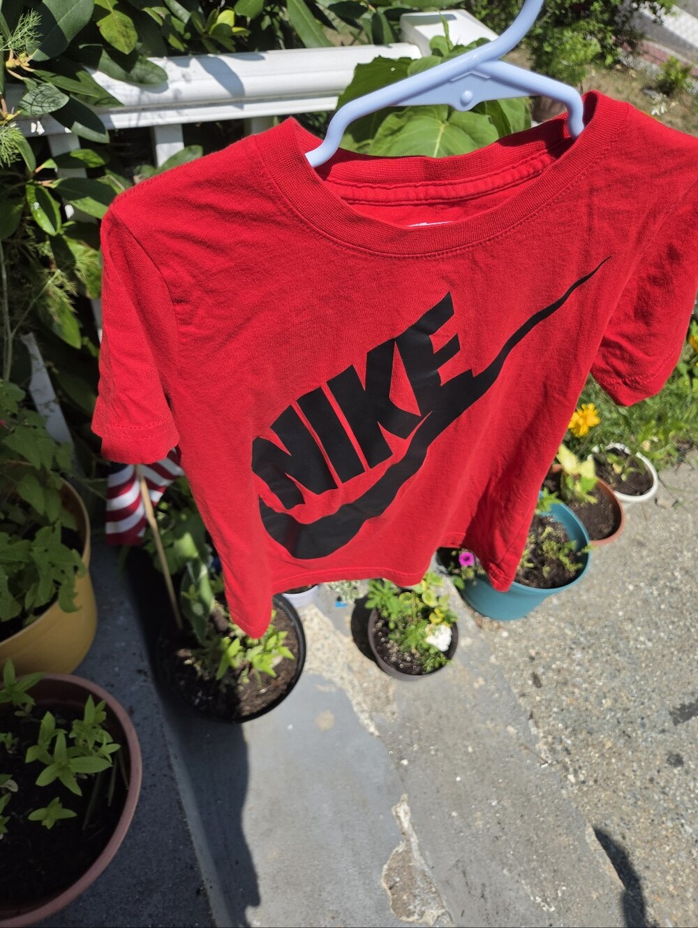 Nike EUC  Red Short Sleeve Tee with Black Logo Sz 5